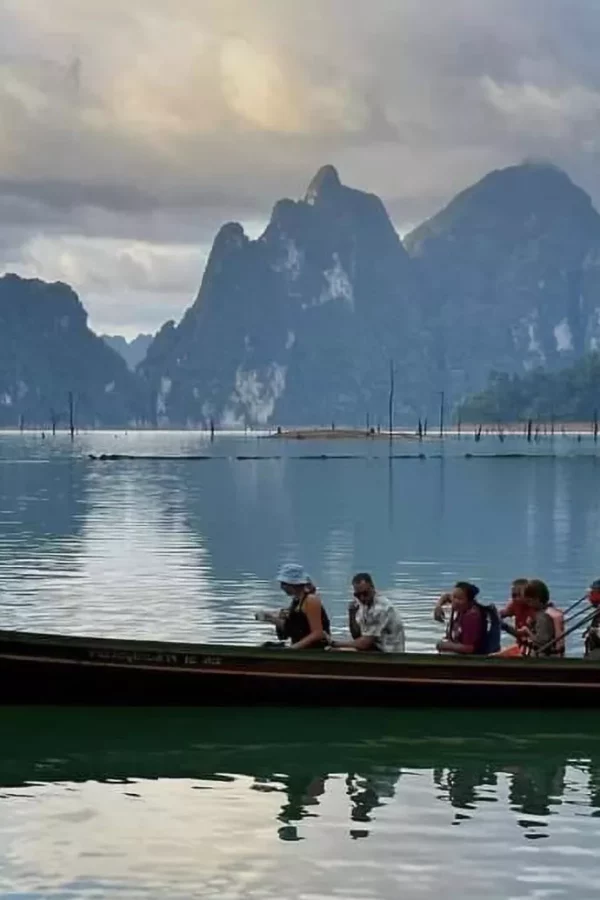 Chiew Larn overnight lake experience